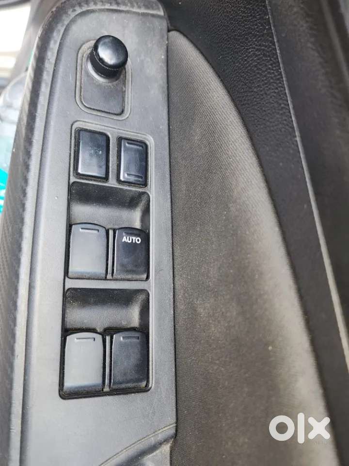 Maruti Suzuki Swift Vxi, 2018, Petrol