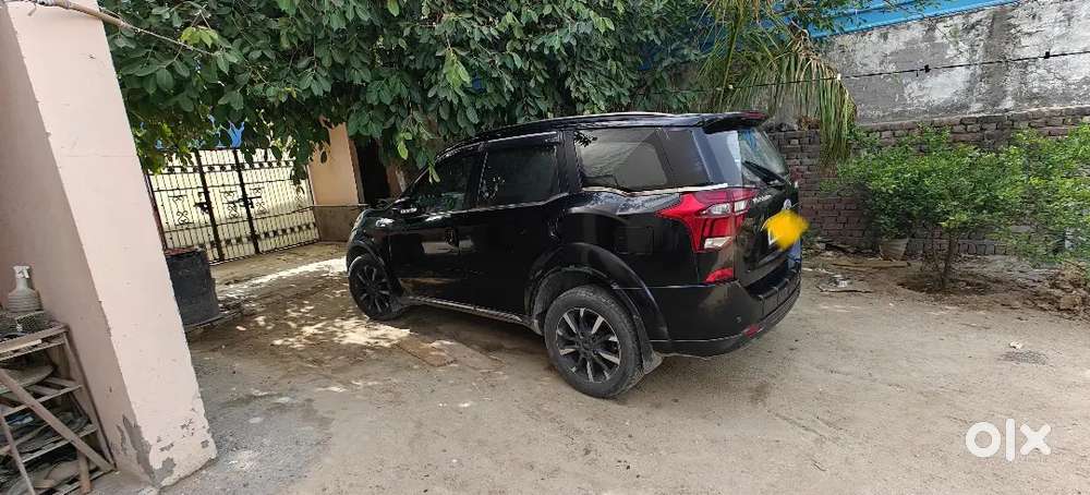 Mahindra Xuv500 Diesel 2018 Variant