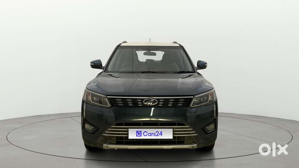 Mahindra Xuv300 W8, 2021, Petrol
