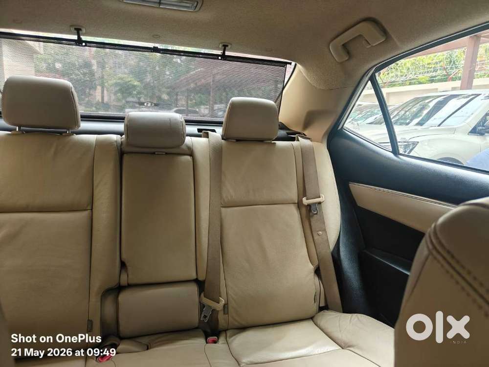 Toyota Altis 2016 Petrol
