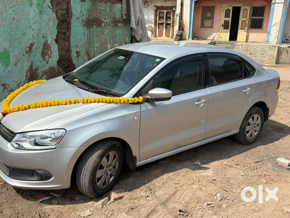 Volkswagen Vento Petrol Manual 2013
