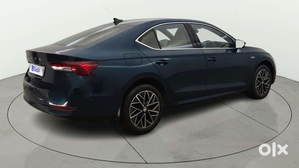 Skoda Octavia 2.0 L K Tsi At, 2023, Petrol