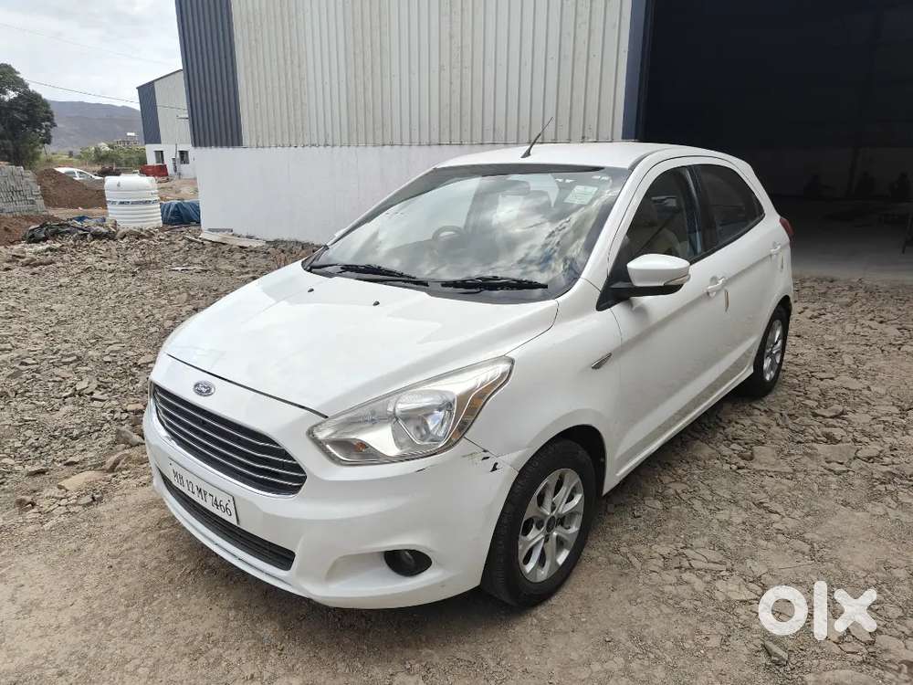 Ford Figo Titanium 2015 Petrol+cng  Rc Updated  92,000 Km
