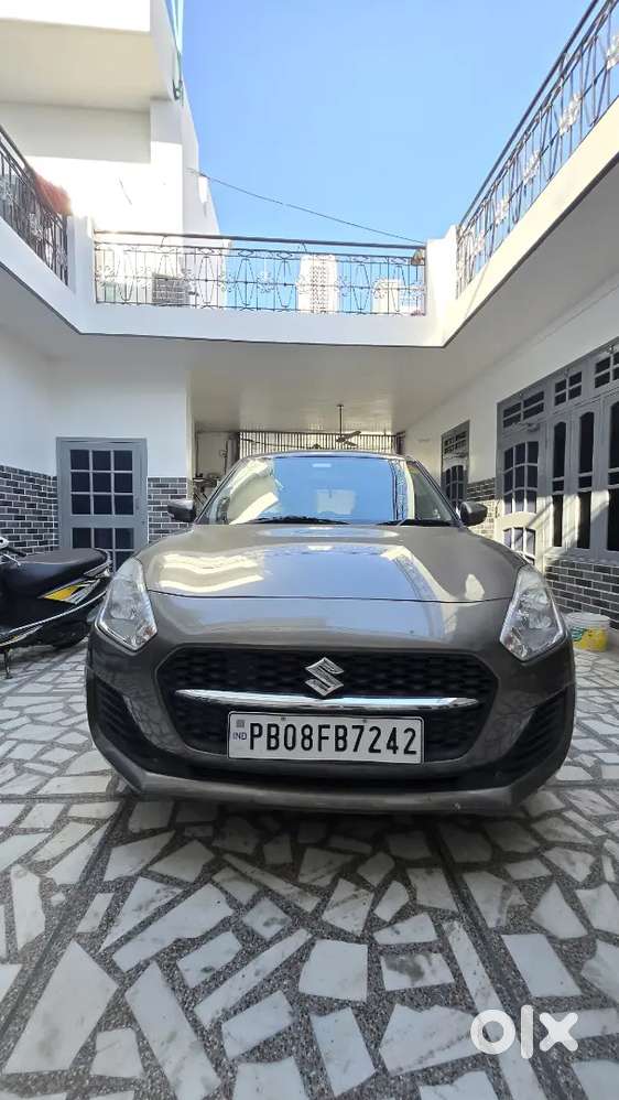 Maruti Suzuki Swift 2023 Petrol Well Maintained, Clean Condition