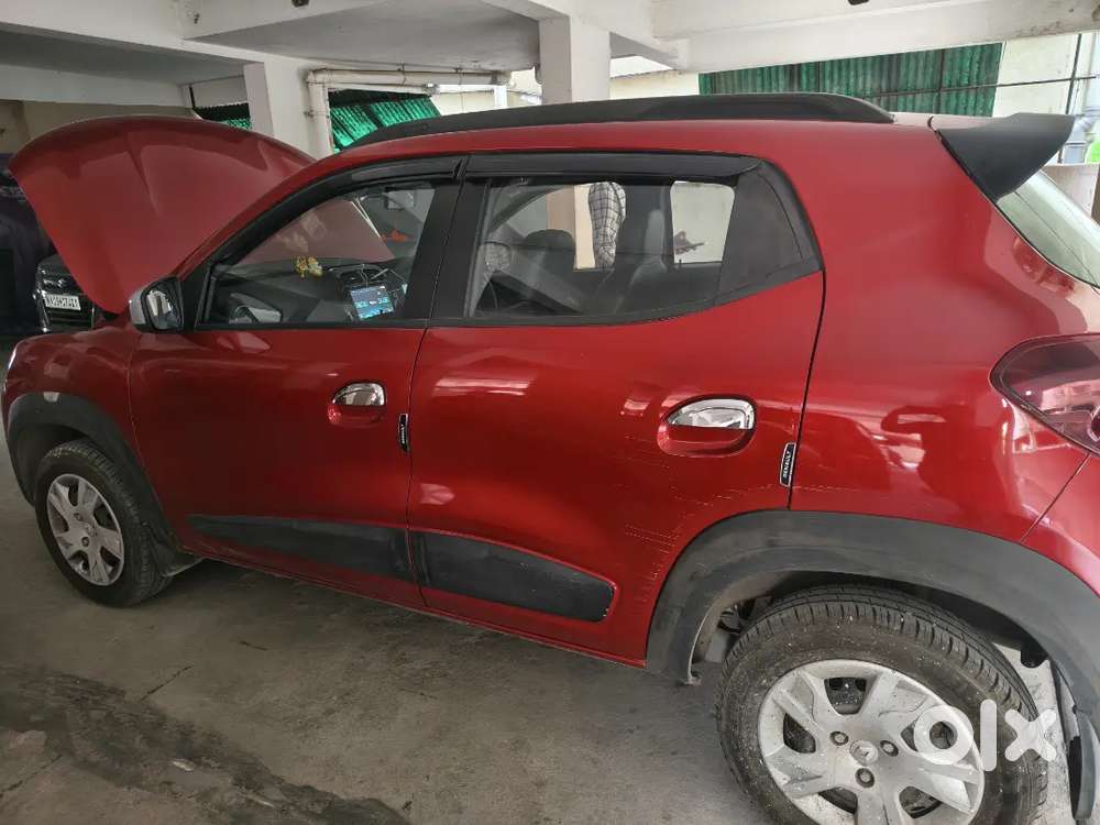 “2022 Kwid Rxt Amt  1440 Km  Single Owner  Like New”