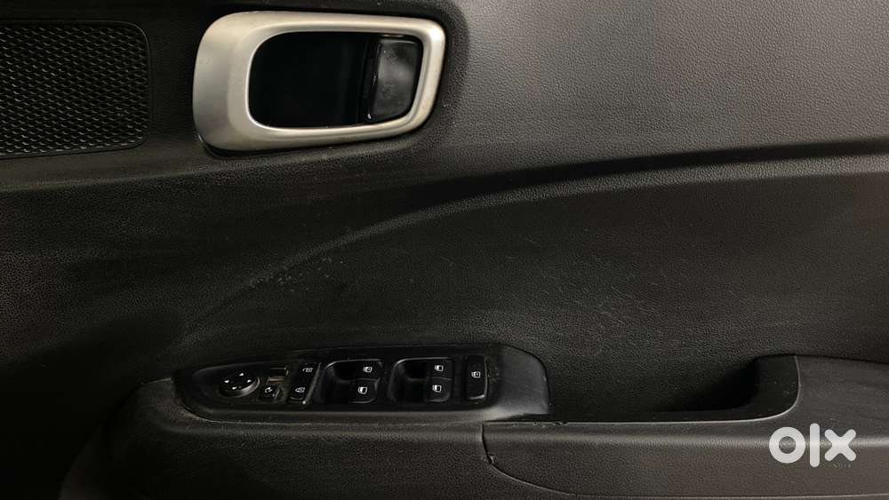 Hyundai Venue 1.2 S Plus, 2021, Petrol