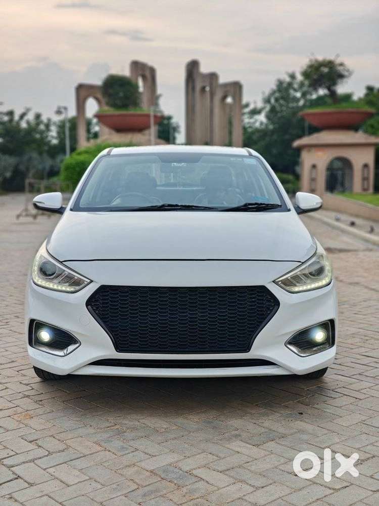 Hyundai Verna 1.6 Vtvt Sx At, 2018, Petrol