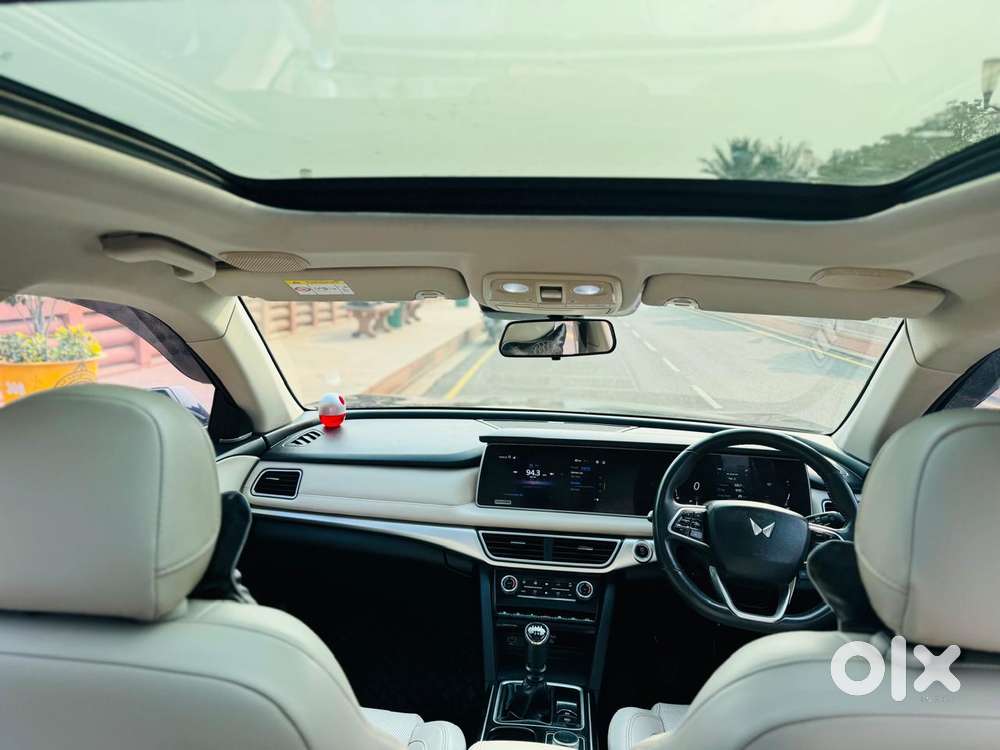 Mahindra Xuv700 2.2 Ax 7 Diesel Mt Str, 2023, Diesel