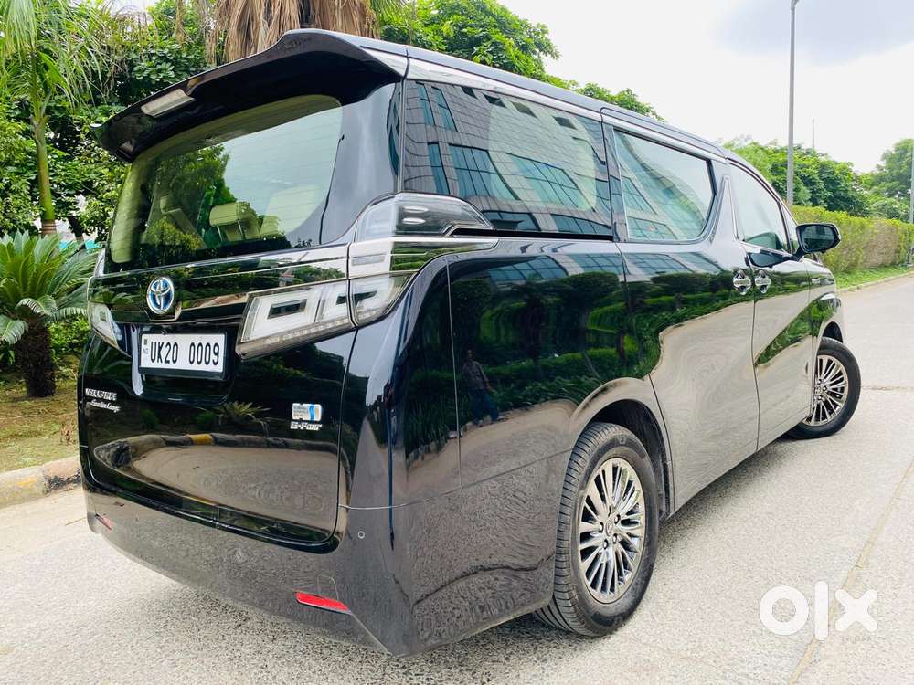 Toyota Vellfire Vip – Executive Lounge, 2022, Petrol