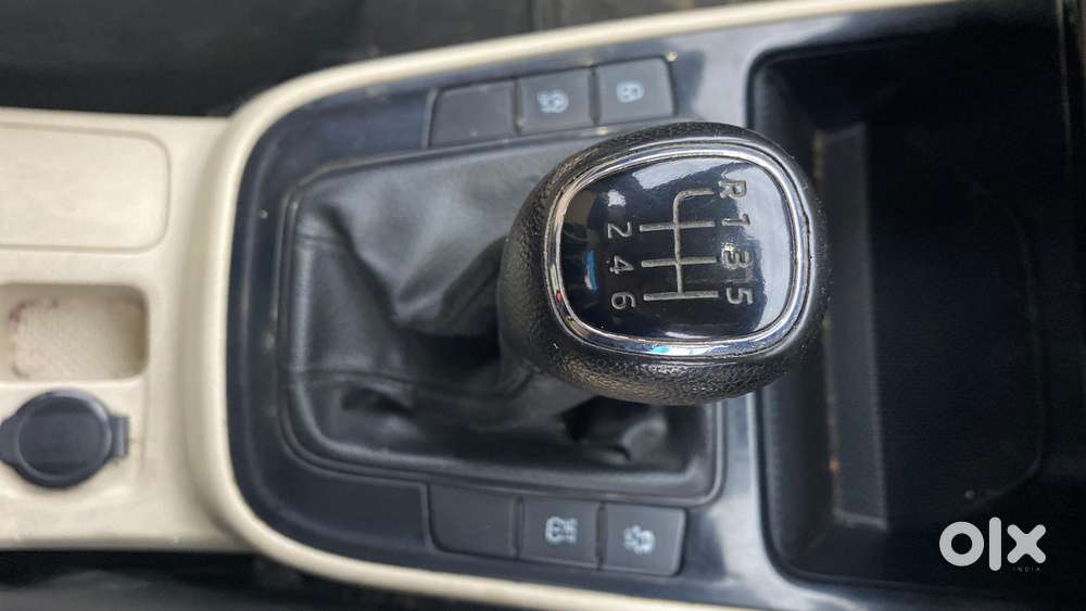 Skoda Slavia Ambition 1.5l Tsi Mt, 2022, Petrol