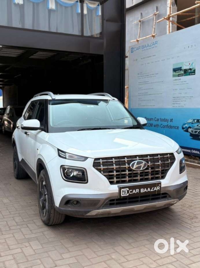 Hyundai Venue Sx+ At, 2021, Petrol