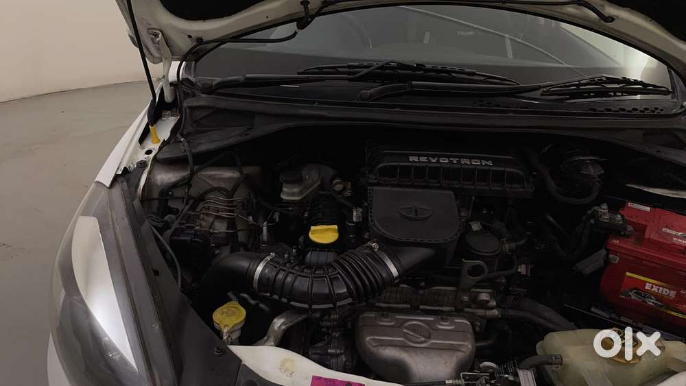 Tata Tigor Xza, 2018, Petrol