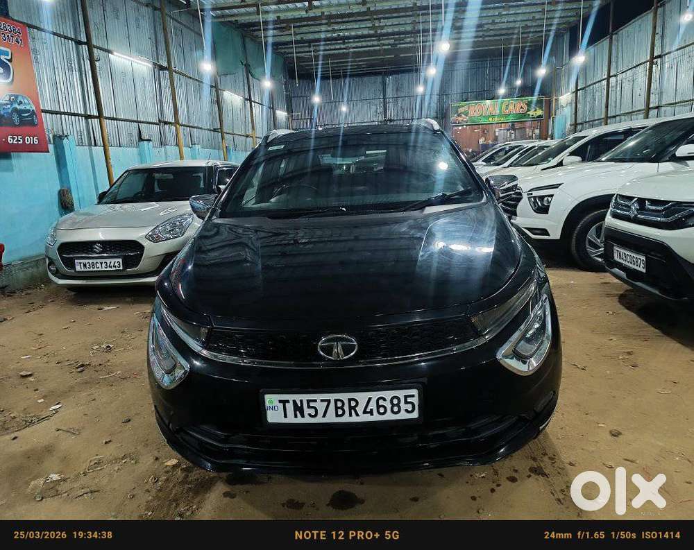 Tata Altroz 1.2 Xz Plus Dark Edition, 2023, Petrol