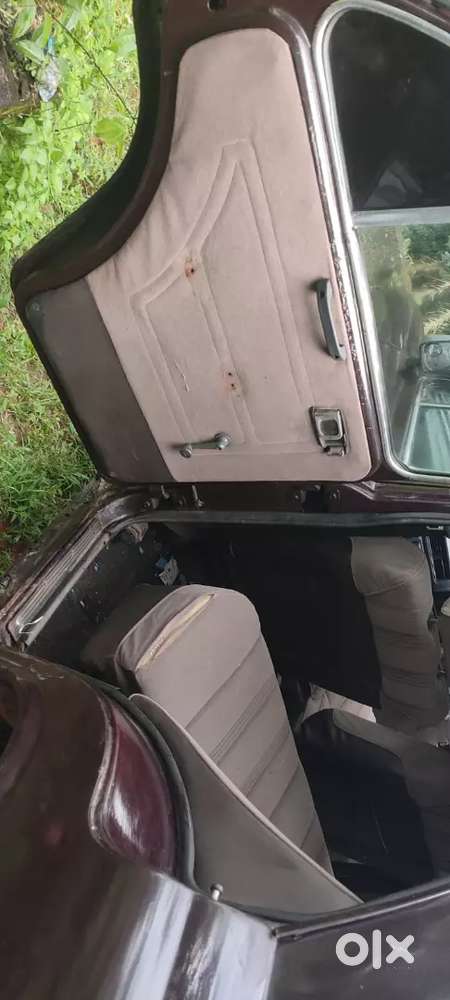 Ambassador  1982 Diesel