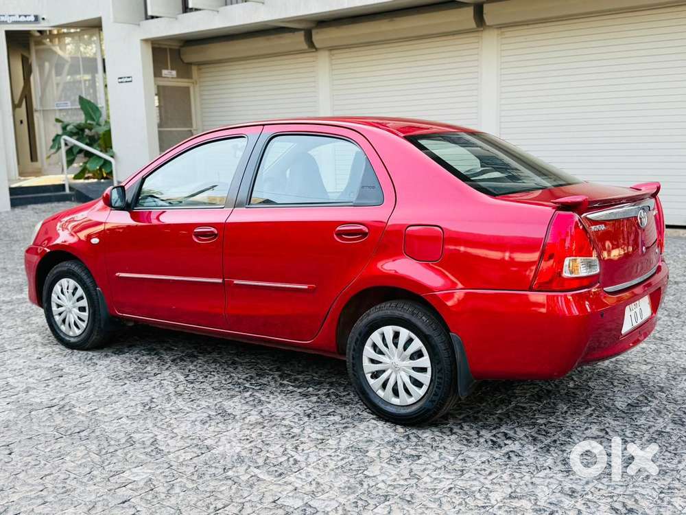 Toyota Etios, 2011, Petrol