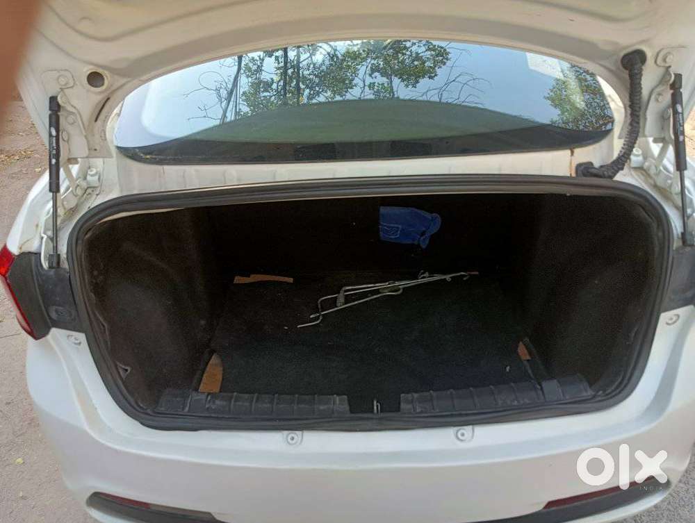 Tata Tigor Xe, 2018, Diesel