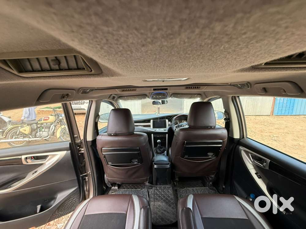 Toyota Innova Crysta 2018