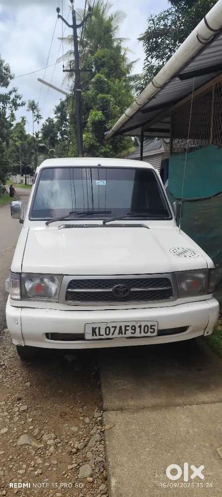 Toyota Qualis 2001 Diesel Car Urgent Sell