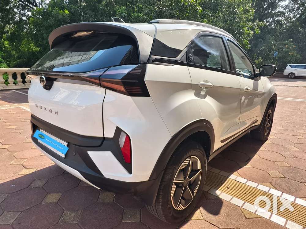 Tata Nexon Creative Plus S 1.2 Revotron Petrol 6 Amt Dt, 2024, Petro..