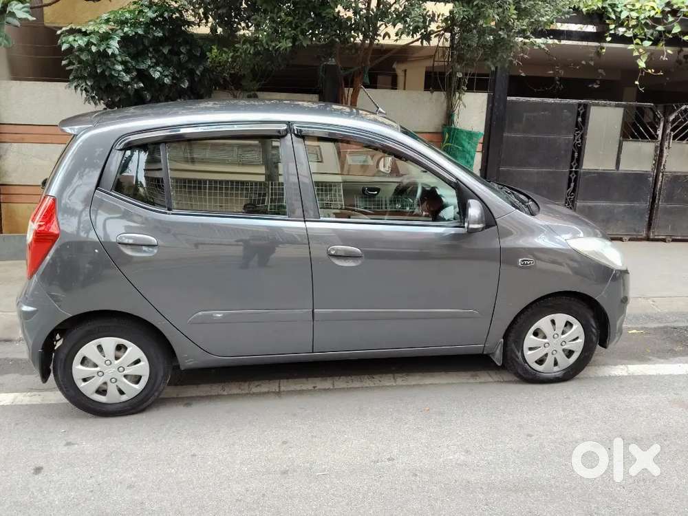 Hyundai I10 Sportz 2011 Petrol