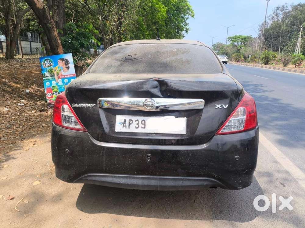 Nissan Sunny 2019 Diesel 125000 Km Driven
