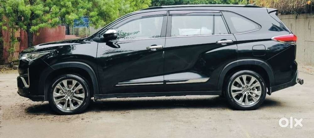 Toyota Innova Hycross 2.0 Zx Hybrid 7 Str, 2026, Petrol