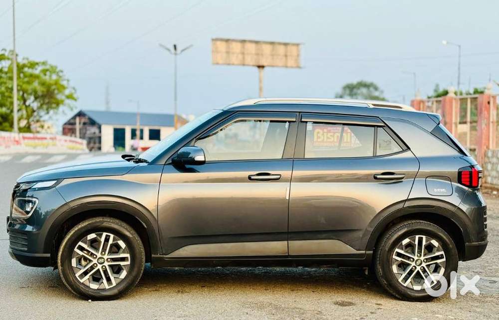 Hyundai Venue Sx Mt, 2024, Diesel