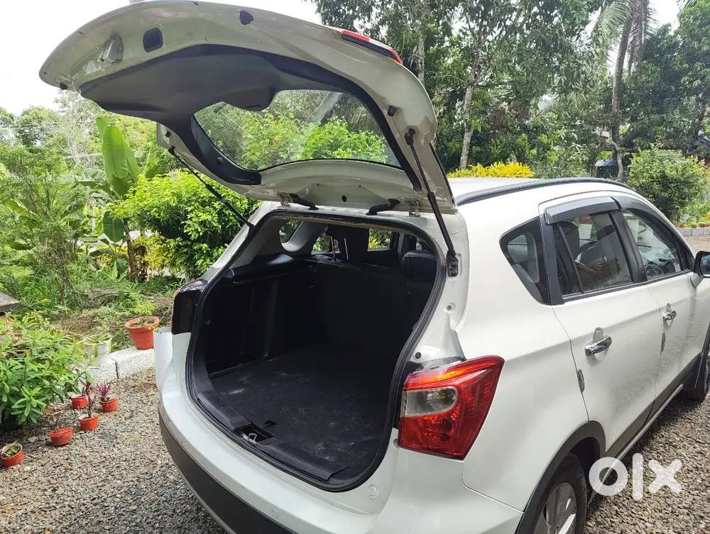 Maruti Suzuki S- Cross Zeta 2016 October Diesel
