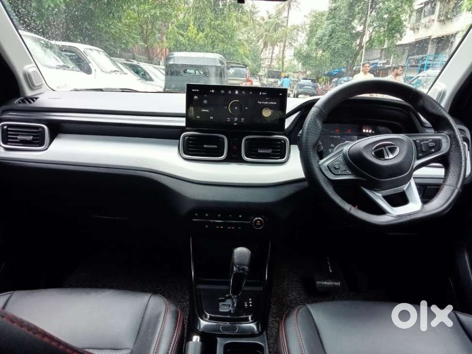 Tata Punch Accomplished Amt Sunroof, 2025, Petrol