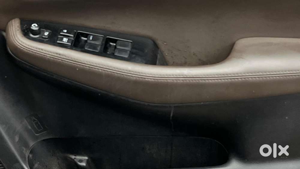 Toyota Urban Cruiser Hyryder 1.5 V Hybrid, 2023, Petrol
