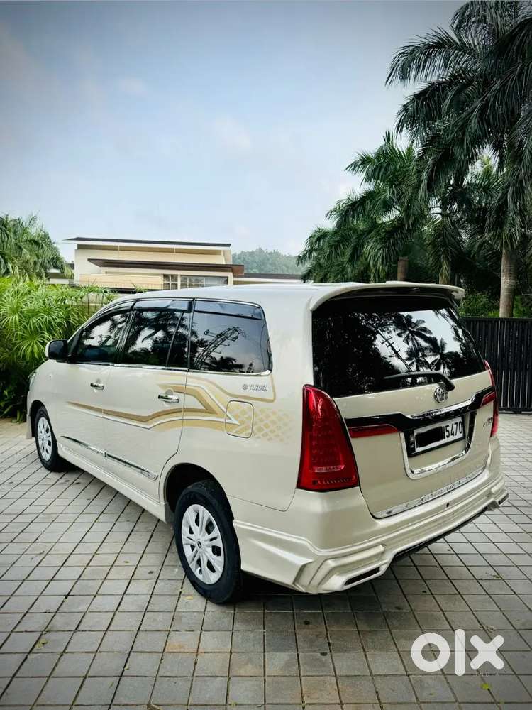 Toyota Innova 2.5 G Diesel 2014