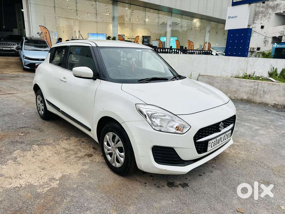 Maruti Suzuki Swift Vxi + Manual, 2023, Petrol