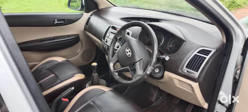 Hyundai I20 Petrol Asta Dual Tone, 2012, Petrol