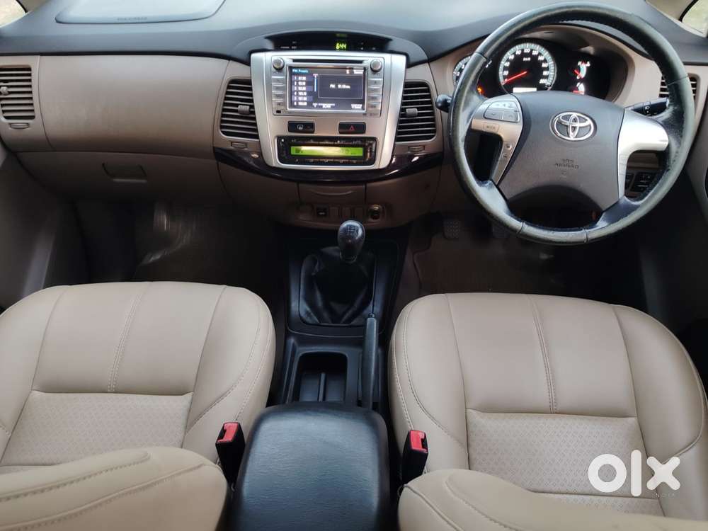 Toyota Innova [2013-2016] 2.5 V Diesel 7 Str, 2015, Diesel