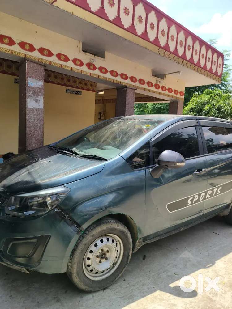 Mahindra Marazzo 1.5 M2 2020 मैनुअल