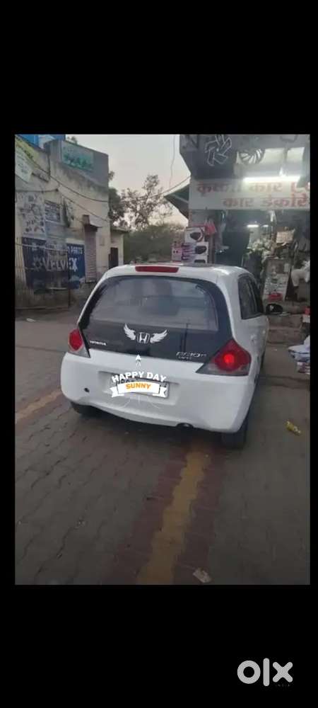 Honda Brio Mt 2014