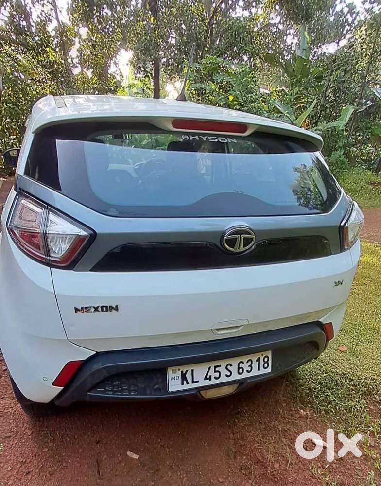 Tata Nexon Xm