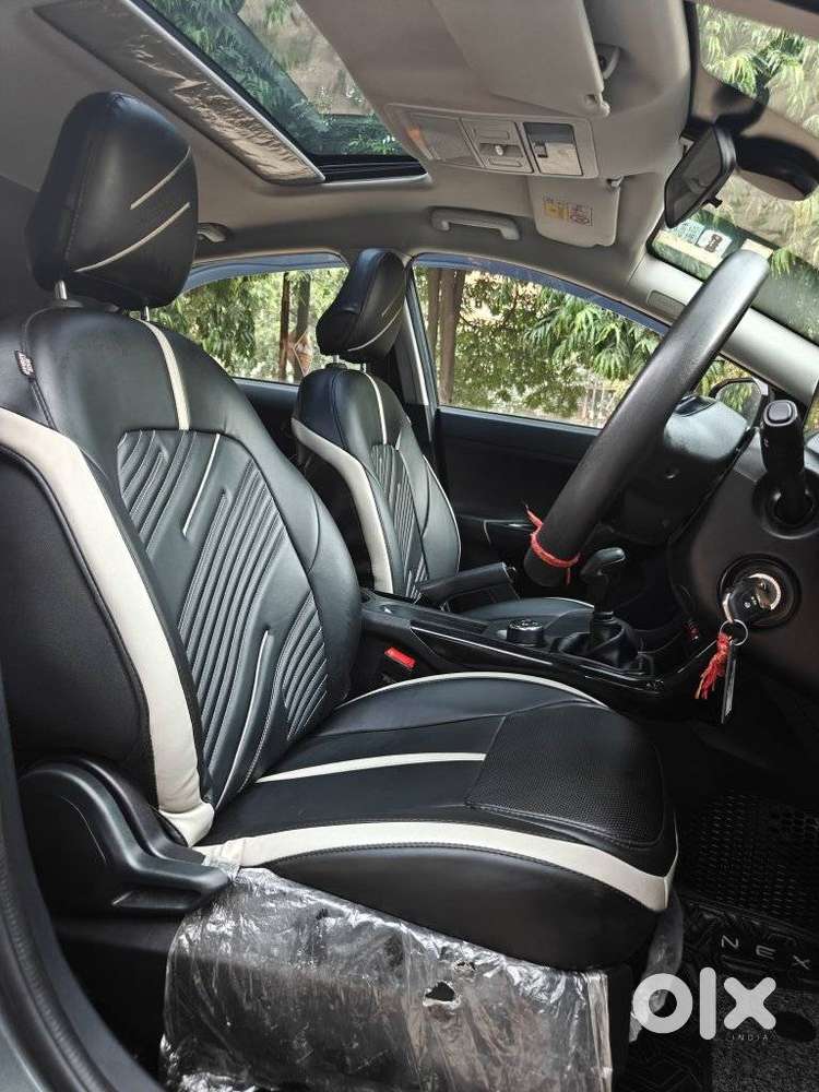 Tata Nexon Smart Plus S 1.2 Revotron Petrol 5 Mt, 2024, Petrol