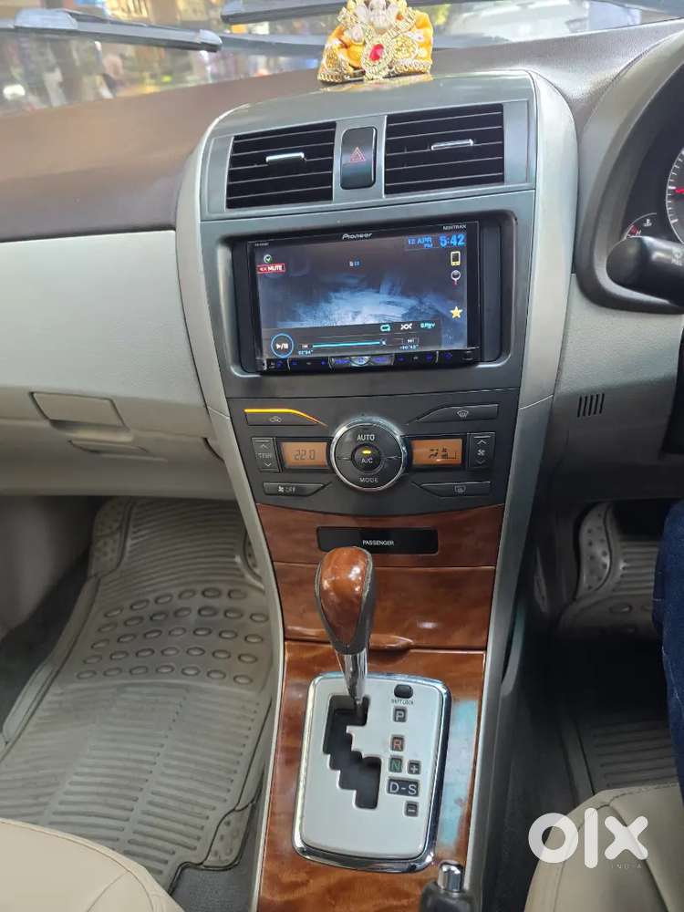 Toyota Corolla Altis 1.8 V Automatic