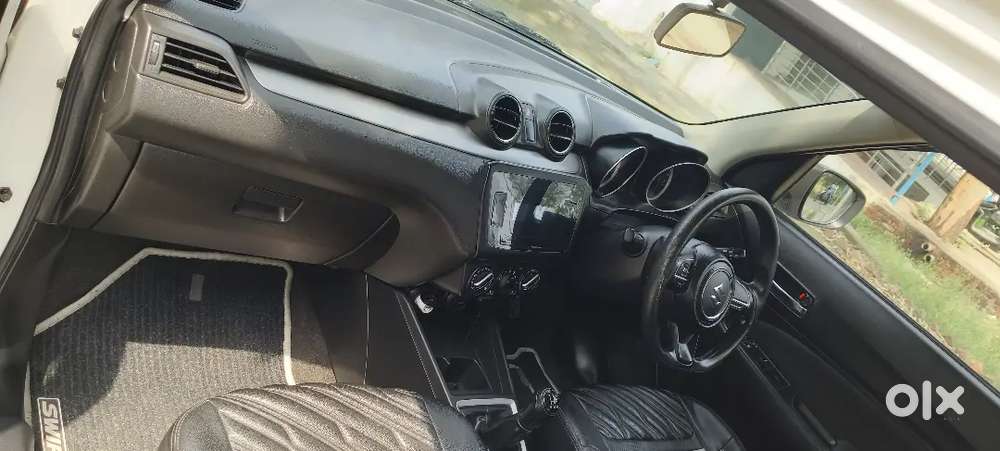 Maruti Suzuki Swift 2022 Petrol Manual Second