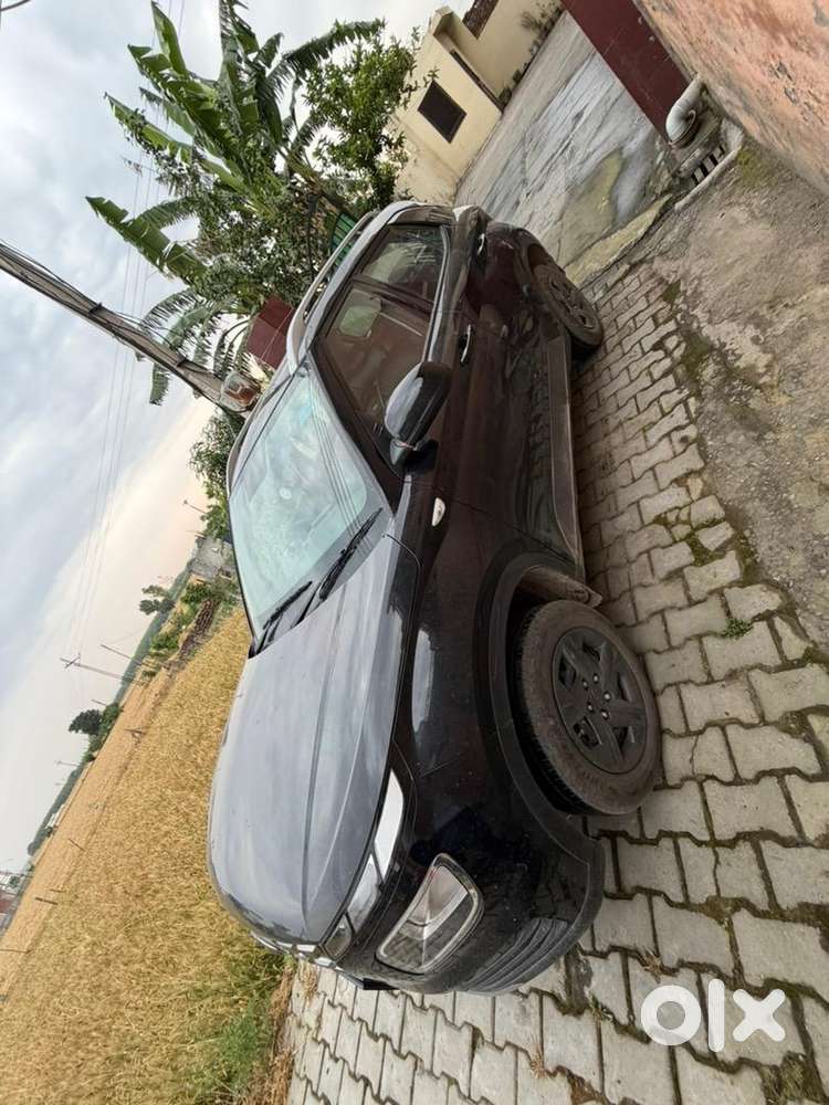 Hyundai Venue 2024 Petrol Good Condition