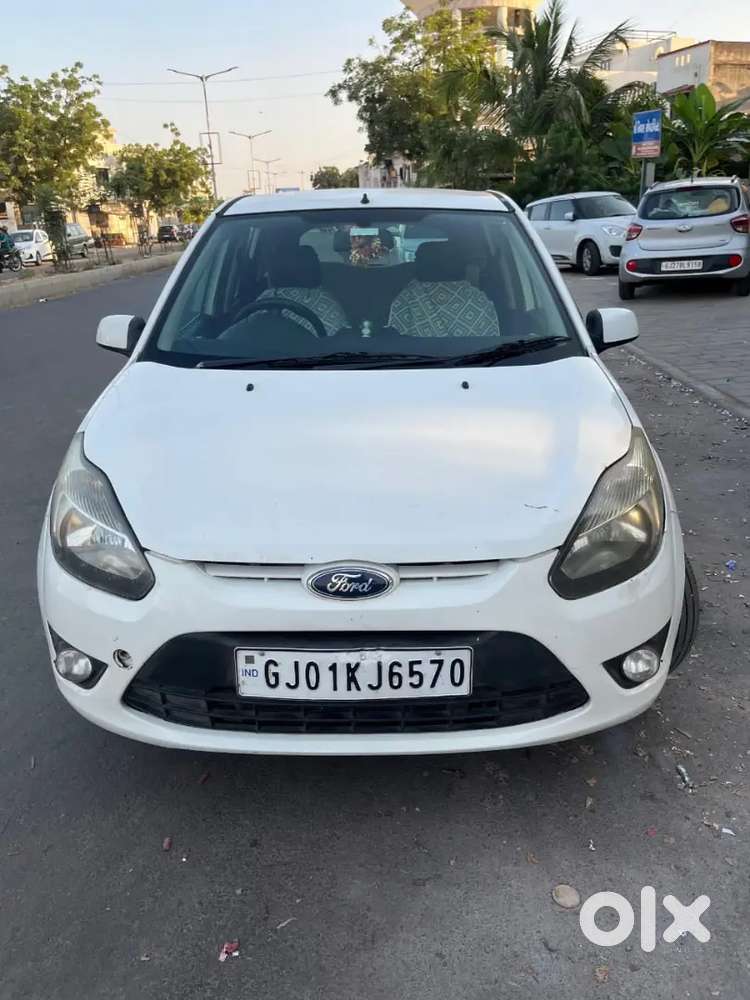 Ford Figo 2013 Diesel 105000 Km Driven