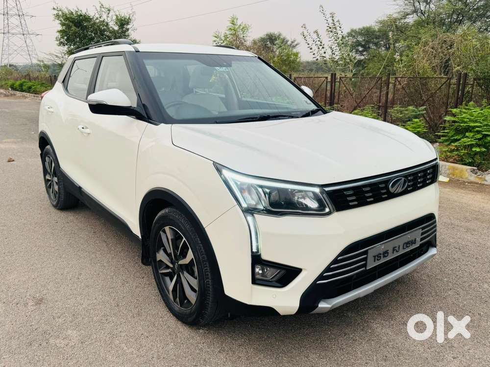 Mahindra Tuv 300 T8 Amt, 2021, Diesel