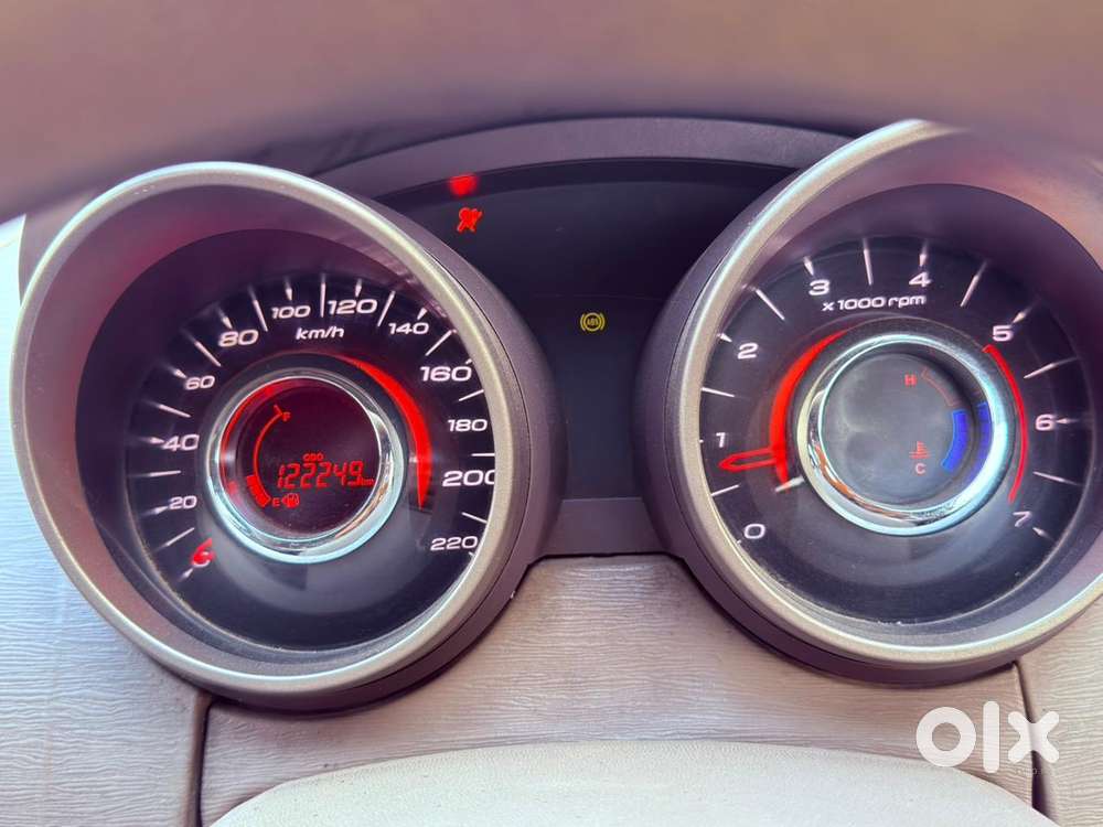 Mahindra Xuv500 2011-2015 W6 2wd, 2015, Diesel