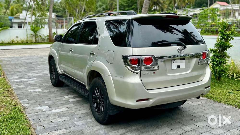Toyota Fortuner 2011-2016 4x2 At, 2012, Diesel