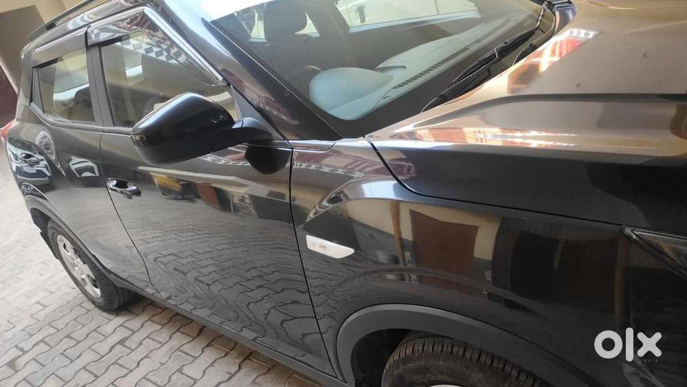 Mahindra Xuv300 2023 Diesel 96500 Km Driven