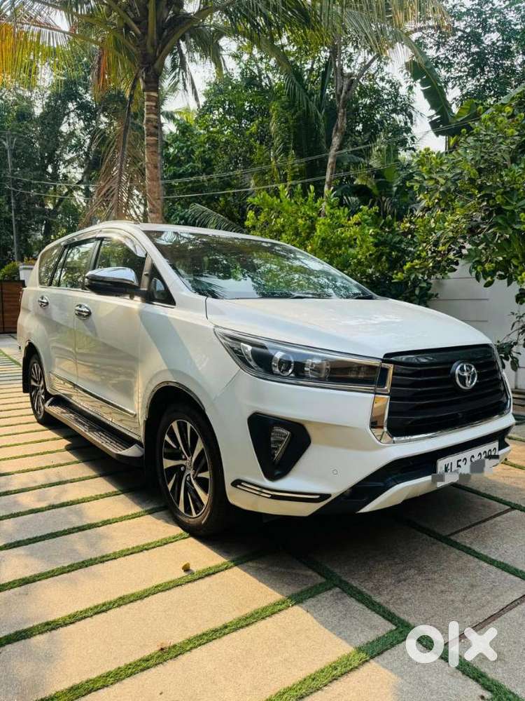 Toyota Innova Crysta 2.4 Z 7 Str, 2022, Diesel