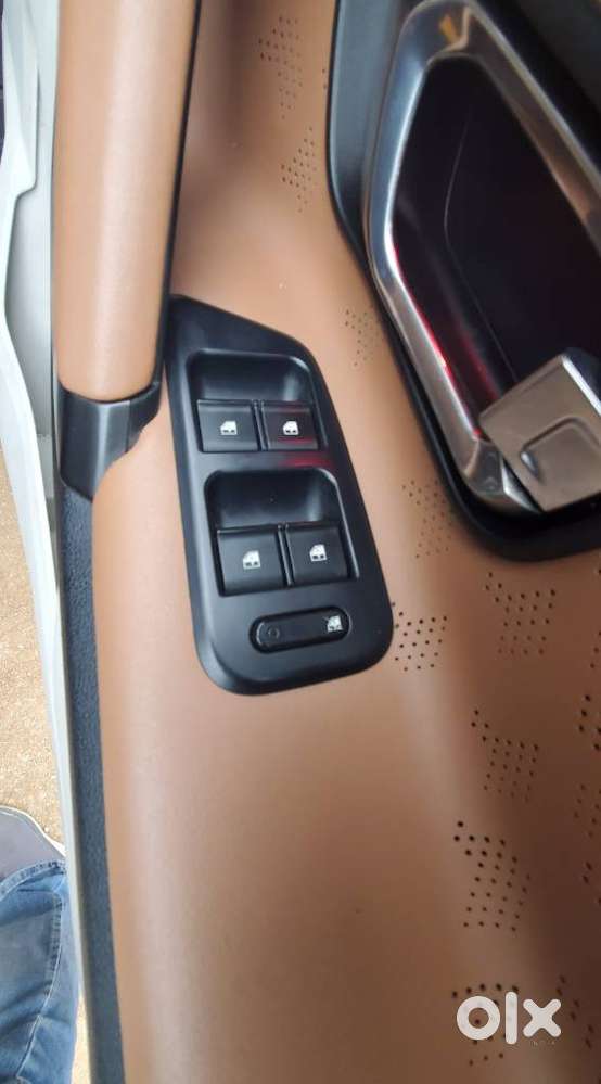 Tata Safari Adventure Plus, 2023, Diesel