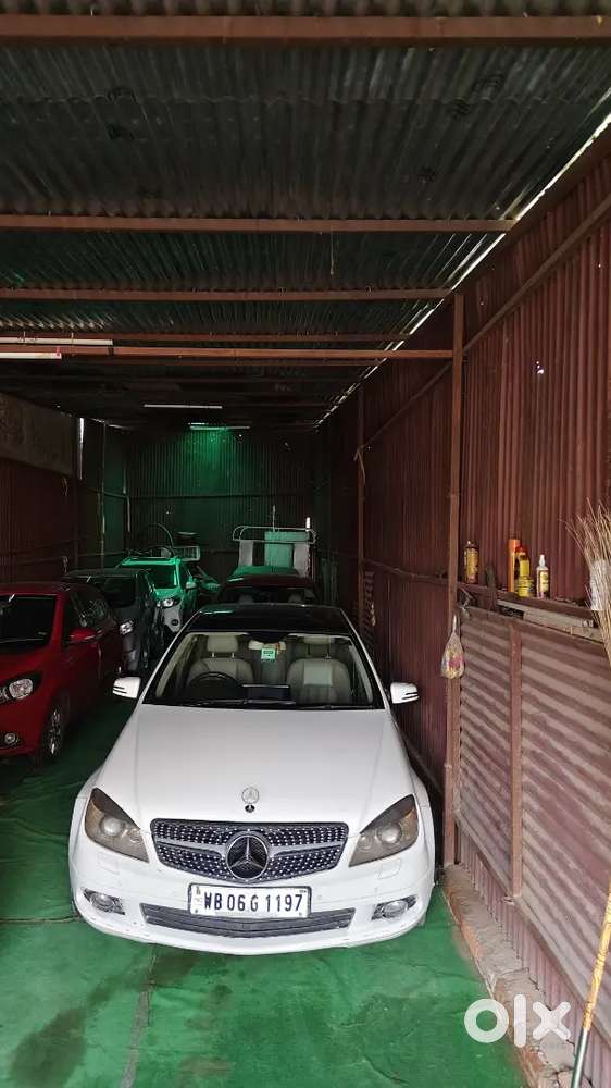 Mercedes-benz C-class 2011se 2032 Tak 6 Gari Hai Lena Ho To Sms Kare