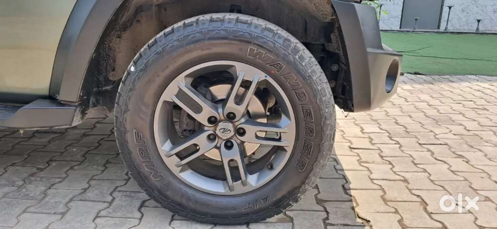 Mahindra Thar Lx Hard Top Petrol At Rwd, 2022, Petrol